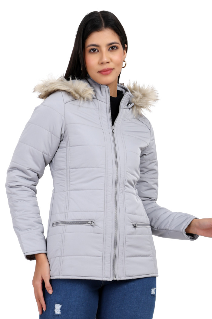 Women’s Matte Quilted Jacket With Horizontal Pockets in Lt. Grey